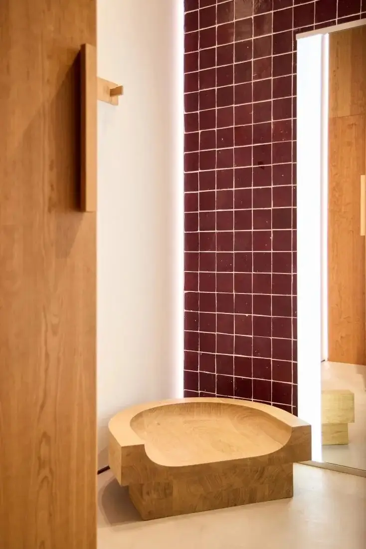 Studio Nicholson, Redchurch St, photograph 10 of 12