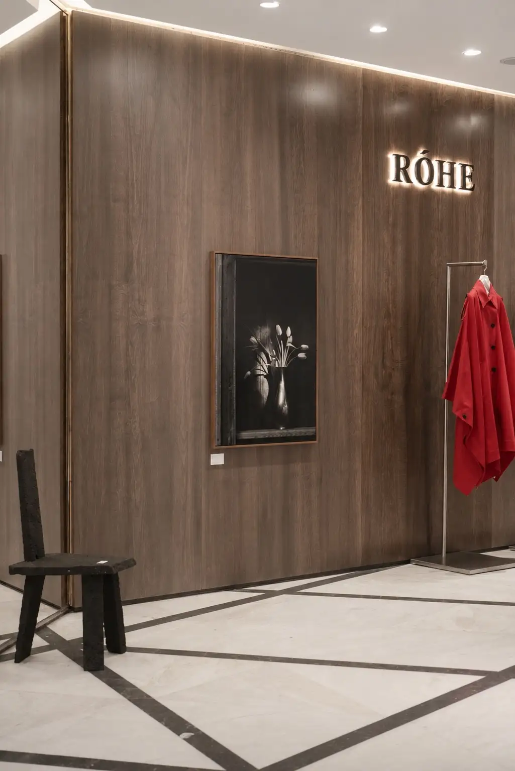 Róhe, Selfridges, London, photograph 15 of 27